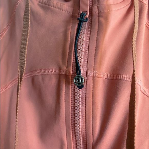 Lululemon Define Hooded Jacket size 8, NWT - Picture 3 of 8